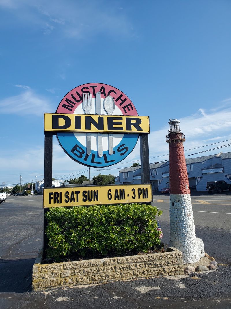 Mustache Bill's Diner, Barnegat Light