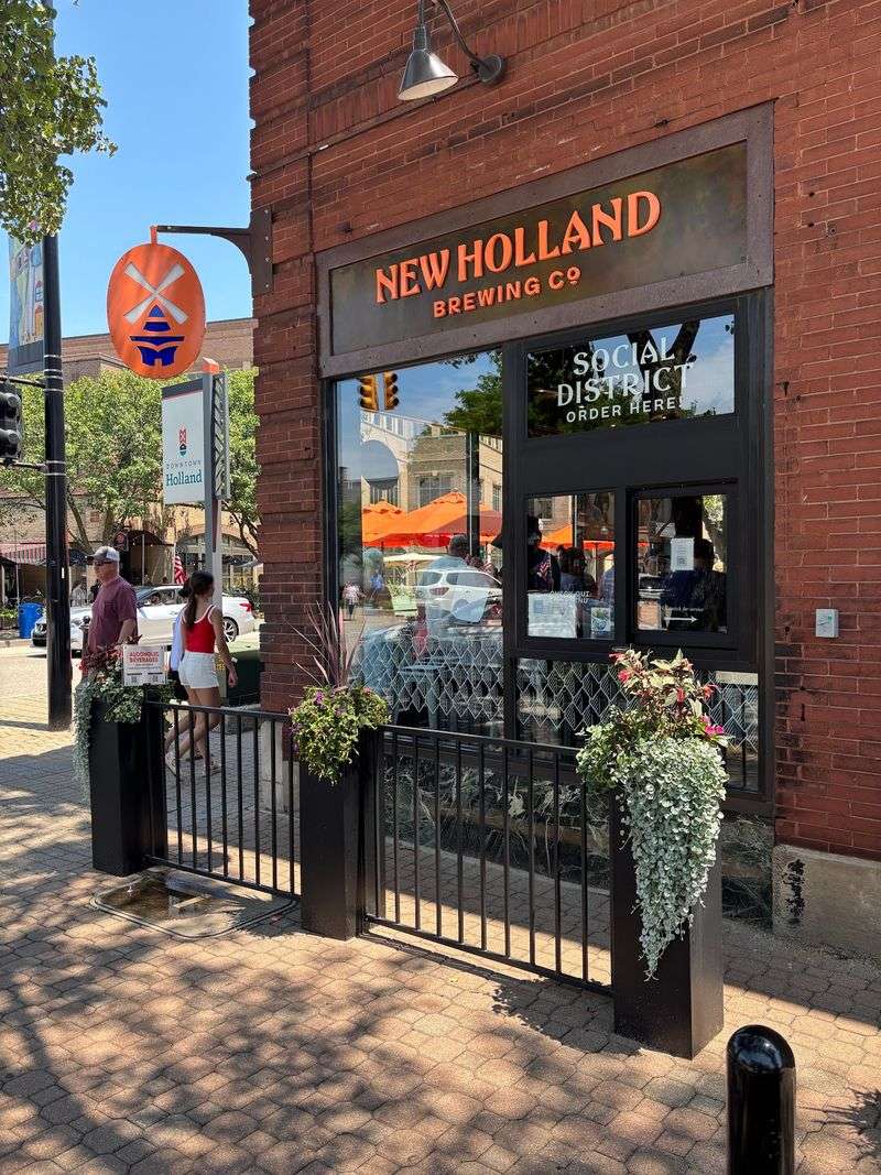 New Holland Brewing, Holland