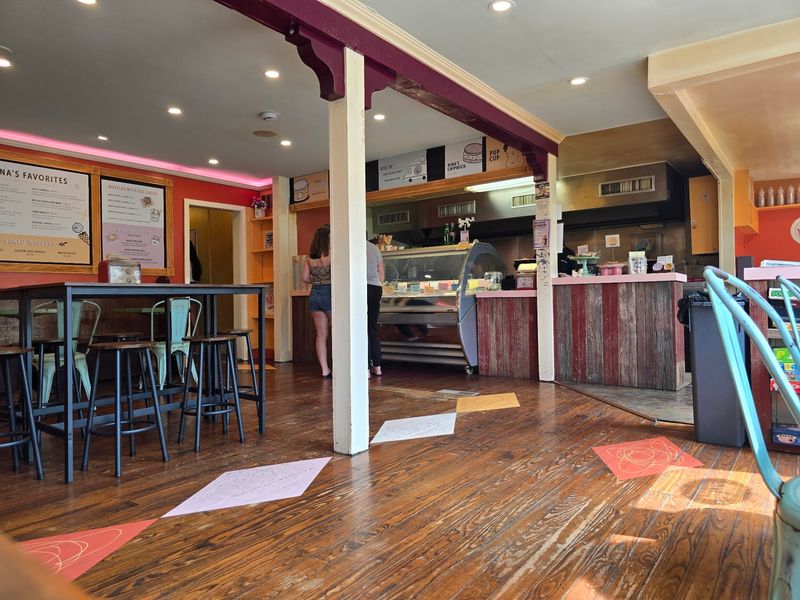 Nina's Waffles & Ice Cream, Multiple New Jersey Locations