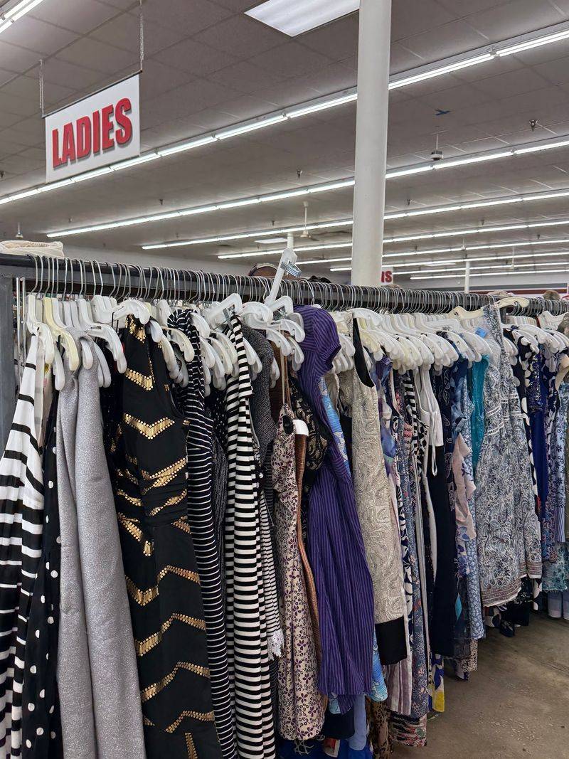 No Fitting Rooms And How Regulars Work Around It No Fitting Rooms And How Regulars Work Around It