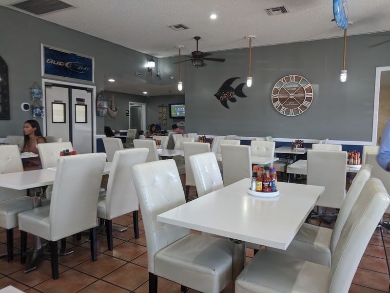 Ocean Decor and a Welcoming Atmosphere