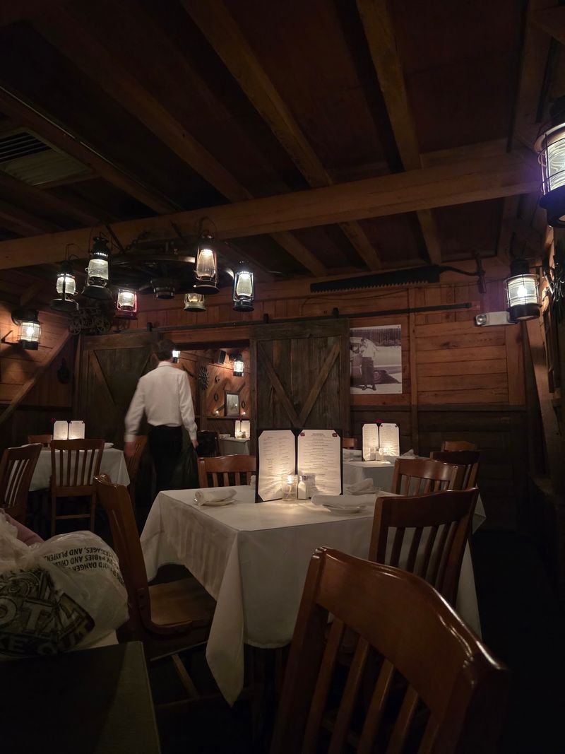 Old-World Supper-Club Atmosphere