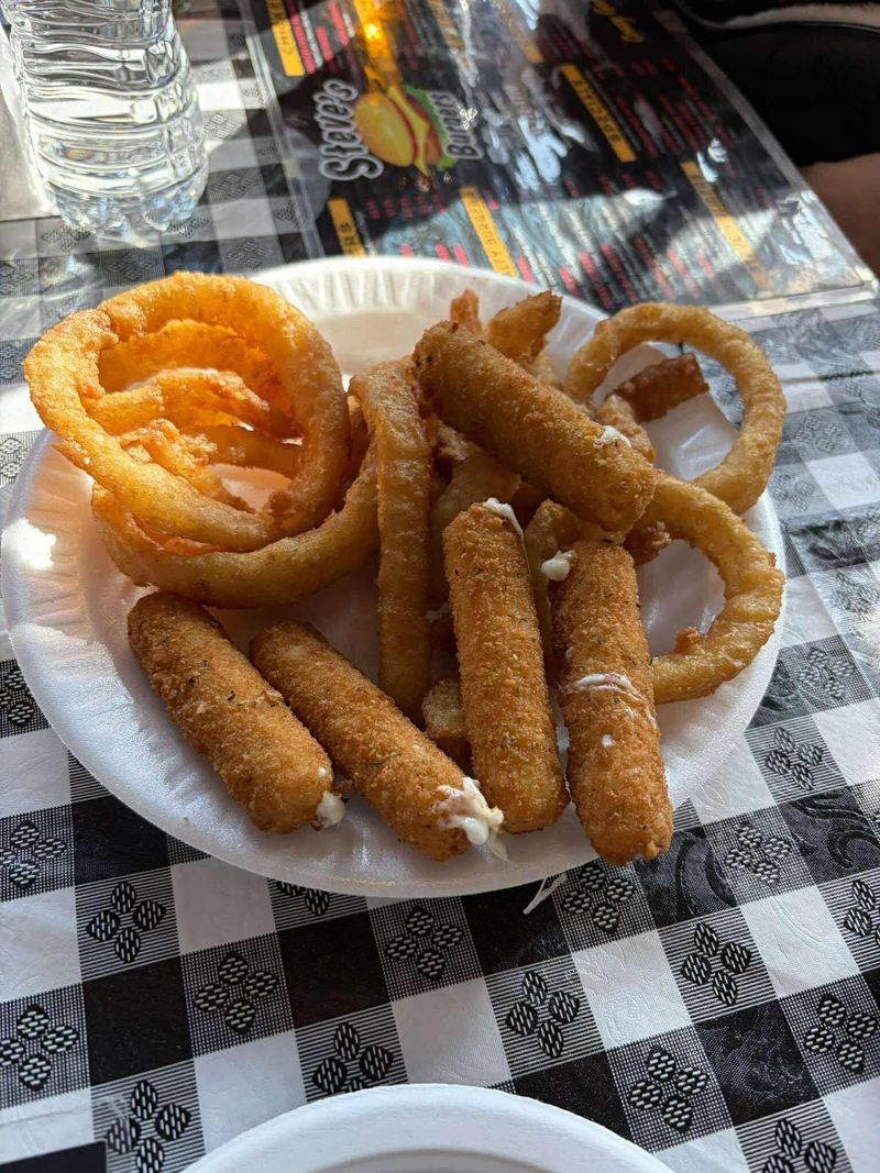 Onion Rings That Start Friendly Arguments Onion Rings That Start Friendly Arguments