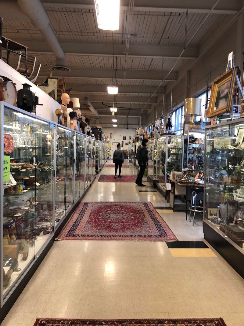 Pacific Galleries Antique Mall, Seattle, WA