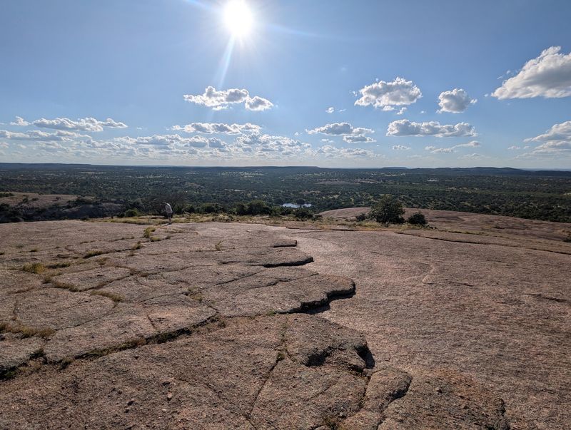 Panoramas That Sweep in Every Direction