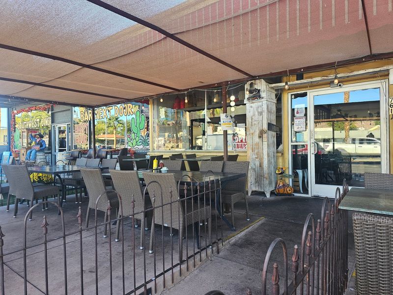 Patio Seating and Easygoing Atmosphere Patio Seating and Easygoing Atmosphere