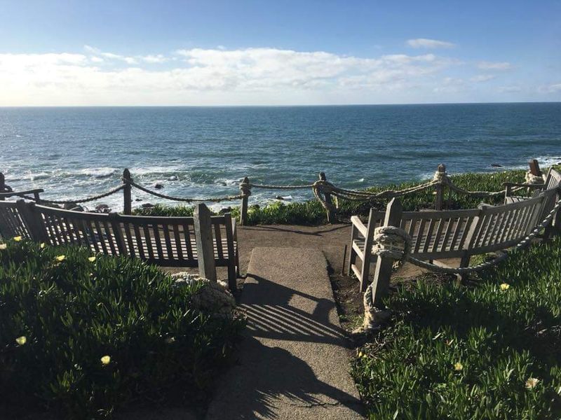Peace, Quiet, And The Right Kind Of Guest Peace, Quiet, And The Right Kind Of Guest