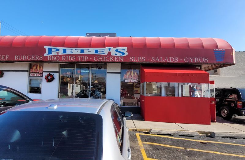 Pete's Hot Dogs and Fish, Chicago
