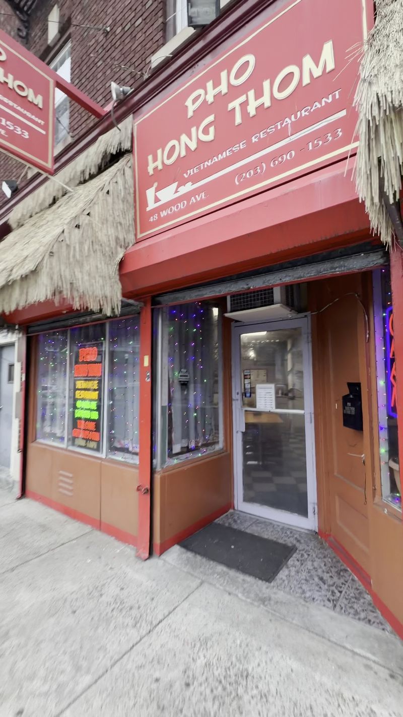 Pho Hong Thom, Bridgeport, Connecticut