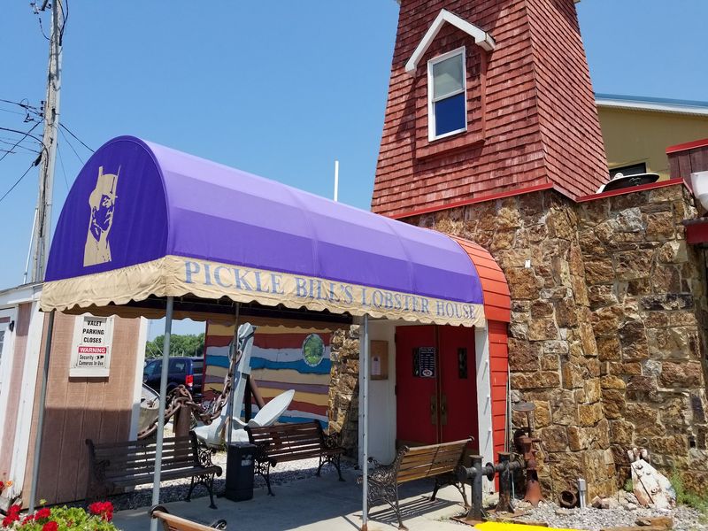 Pickle Bill's Lobster House, Grand River