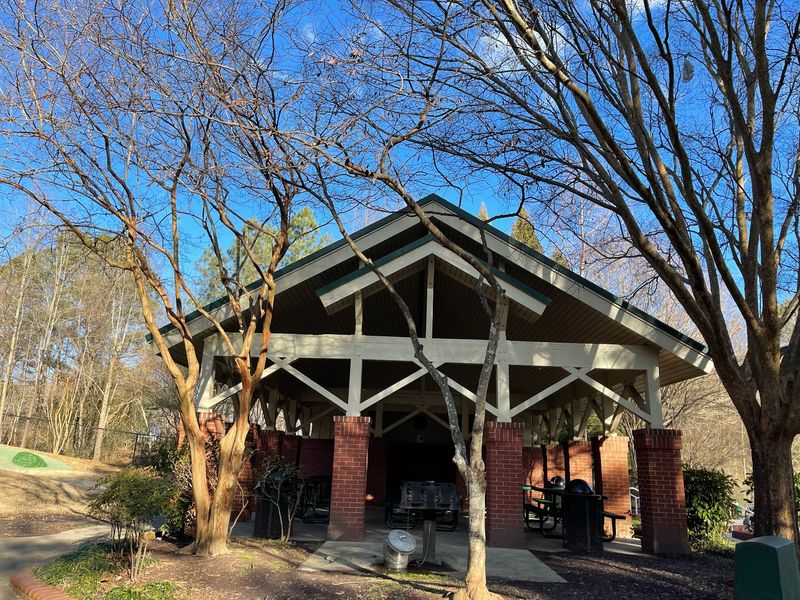Picnic Spots, Restrooms, and Handy Comforts Picnic Spots, Restrooms, and Handy Comforts