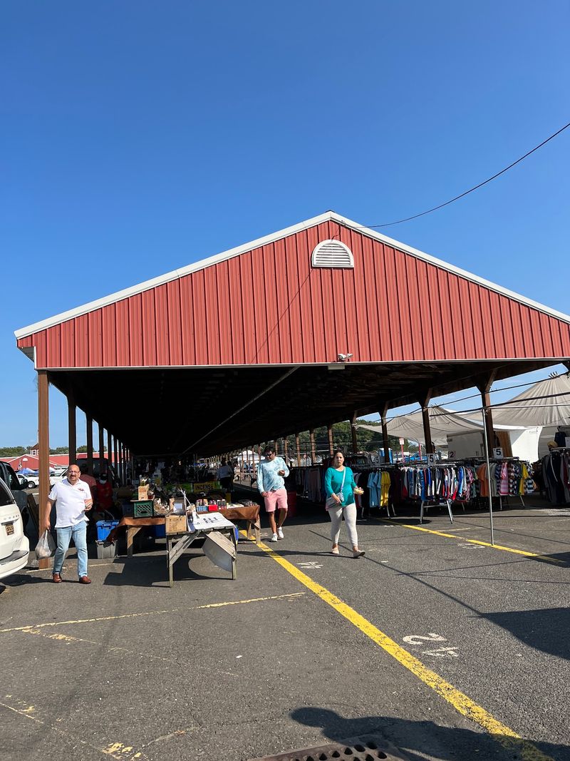 Planning Your Visit: Hours, Parking, and Timing