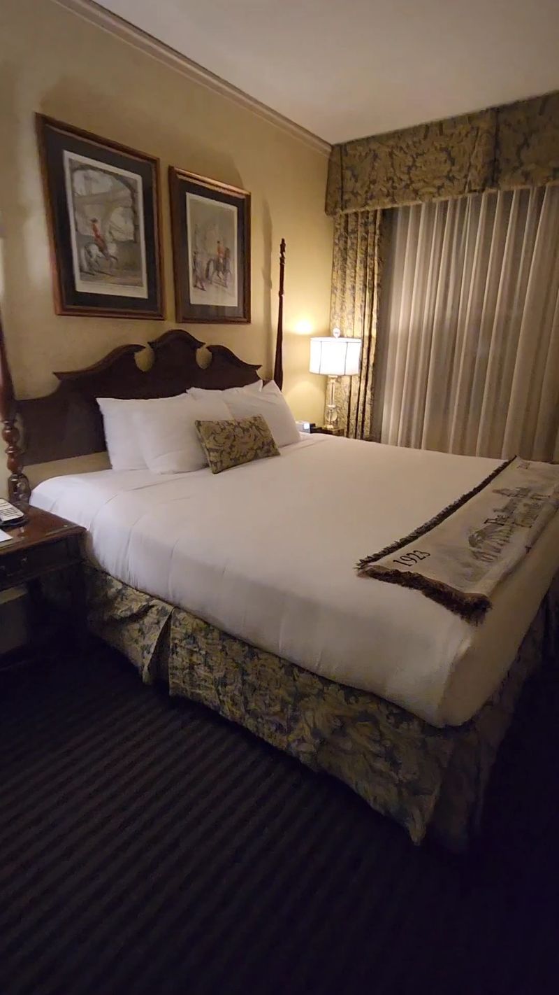 Planning Your Visit: Prices, Parking And Reservations