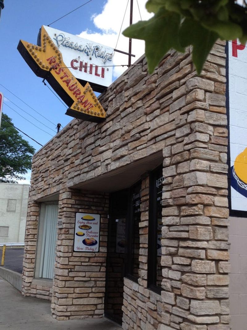 Pleasant Ridge Chili, Cincinnati