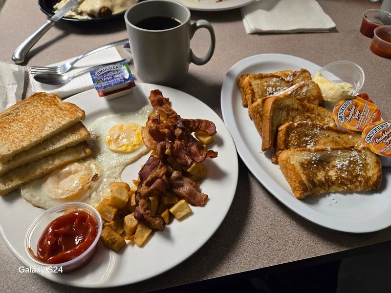 Portions Built for Big Appetites Portions Built for Big Appetites