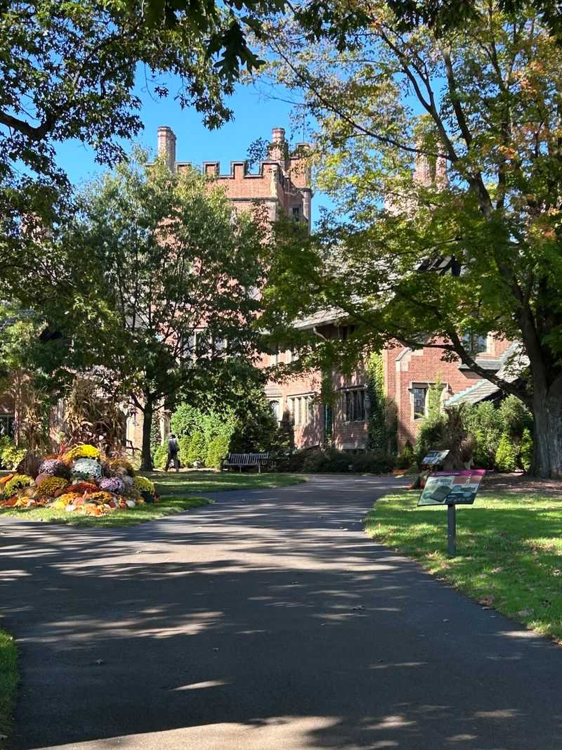 Practical Tips for Planning Your Visit to Stan Hywet