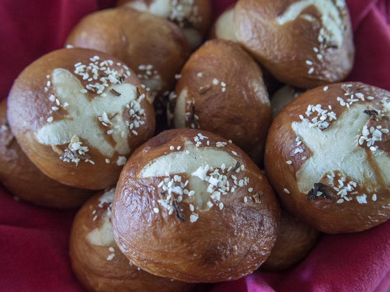 Pretzel Rolls