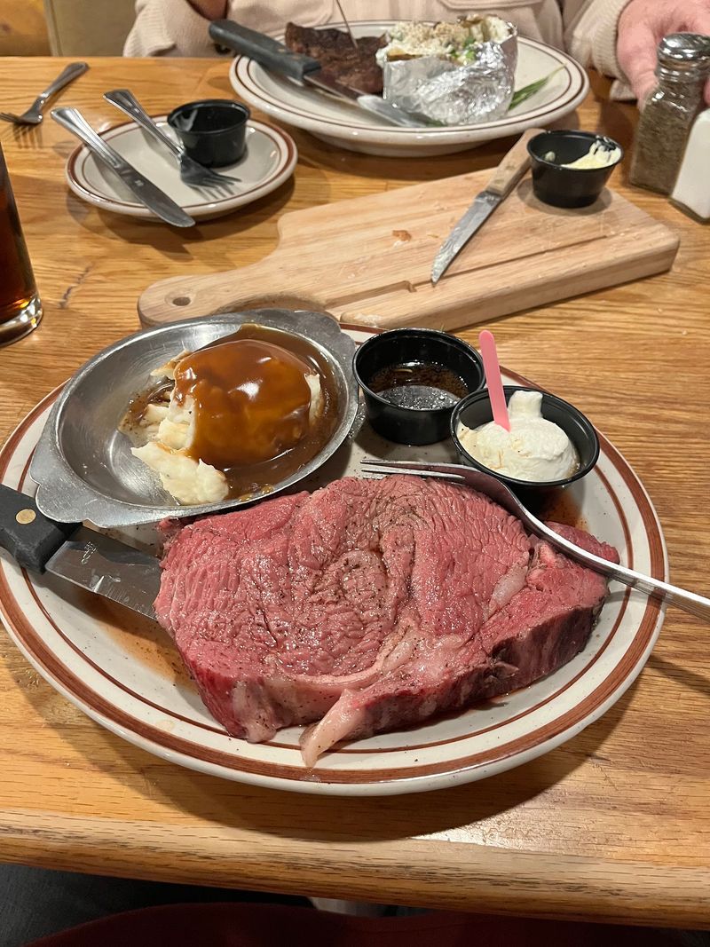 Prime Rib and the Cast Iron Skillet