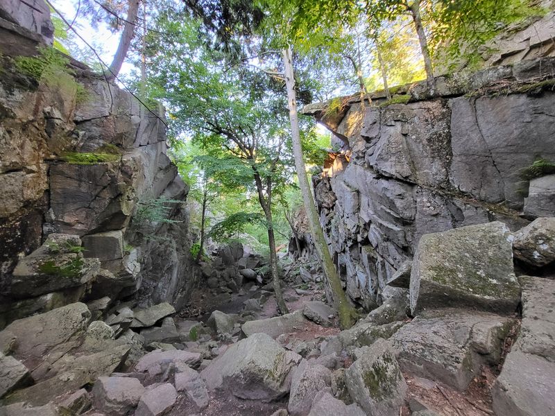 Purgatory Chasm State Reservation, Sutton, MA