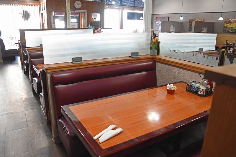 Quick Seating Even When It Is Packed Quick Seating Even When It Is Packed