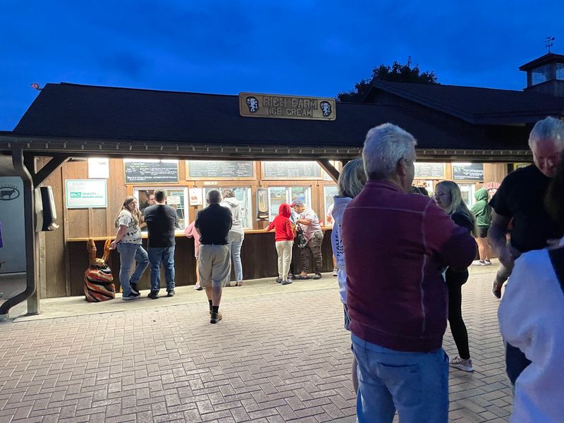 Rich Farm Ice Cream, Oxford, Connecticut