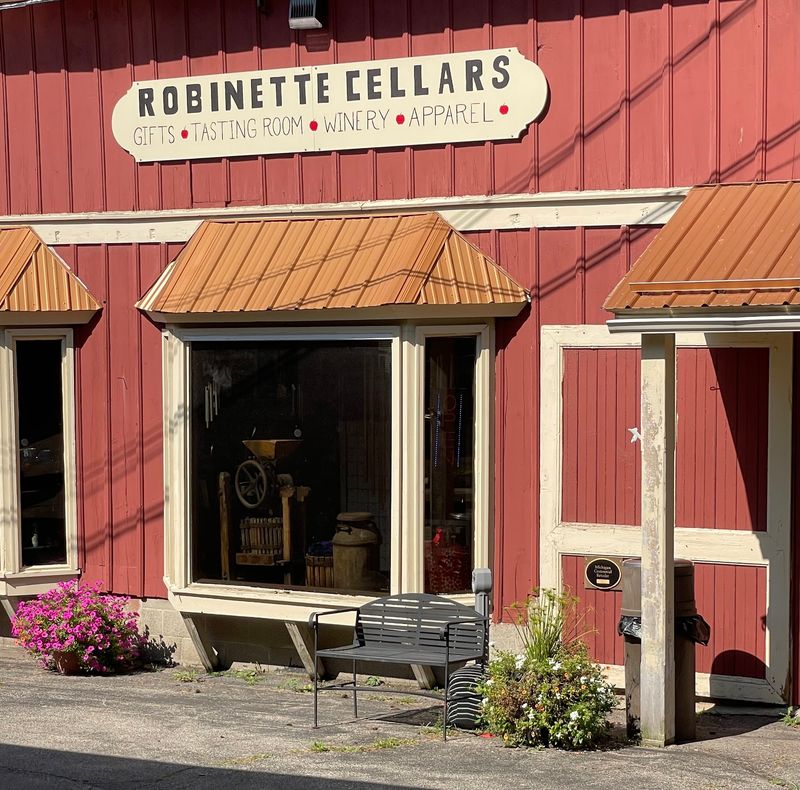 Robinette's Apple Haus and Winery, Grand Rapids, Michigan
