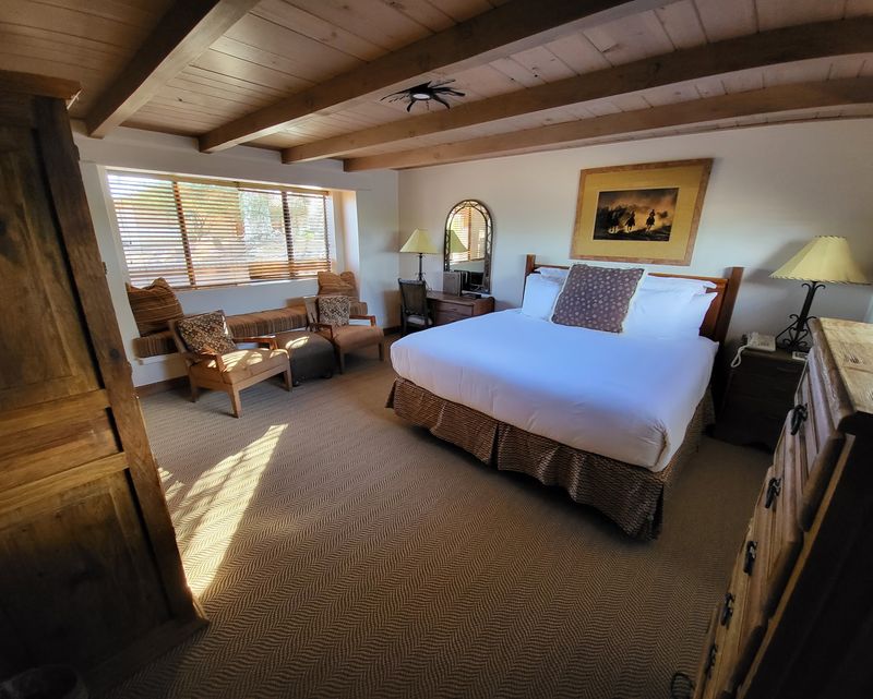 Rooms and Suites With Western Flair