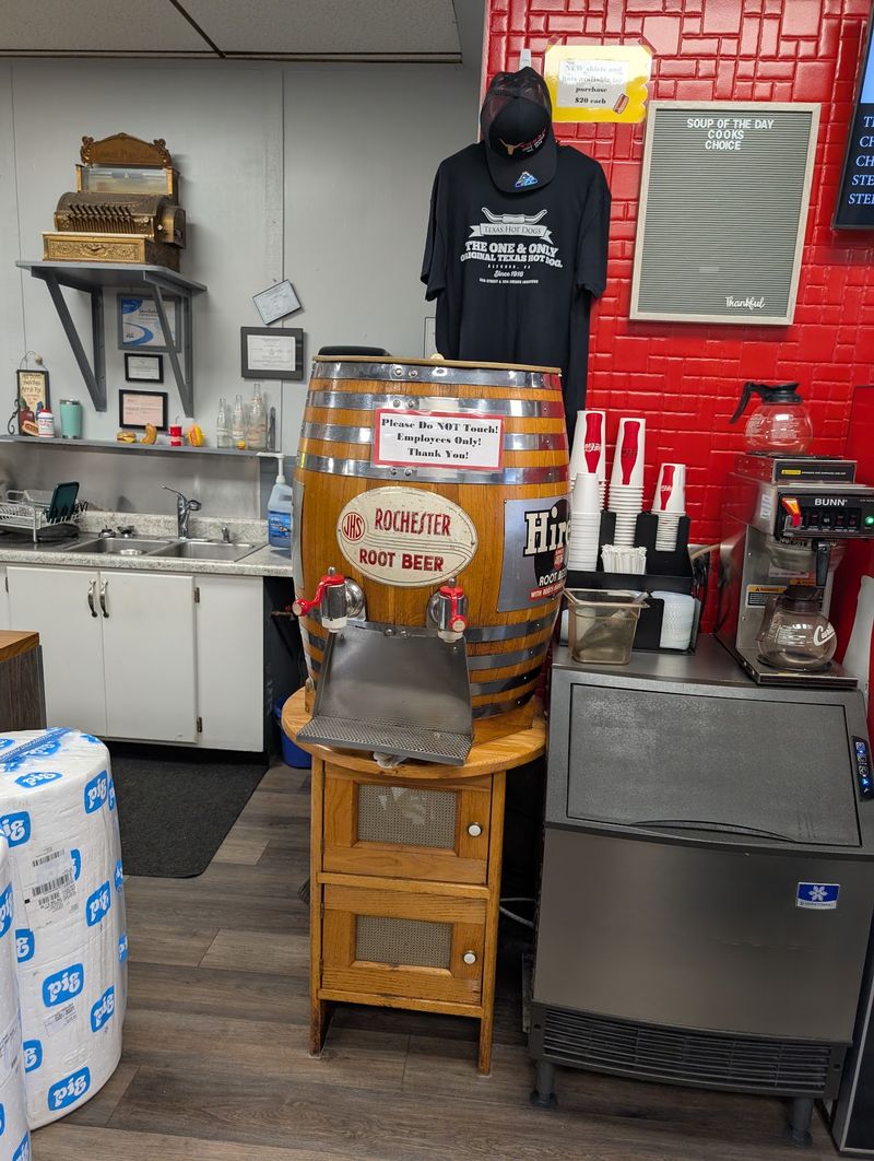 Root Beer In The Barrel And Other Throwback Sips