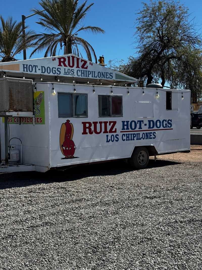 Ruiz Hot Dogs, Tucson, Arizona