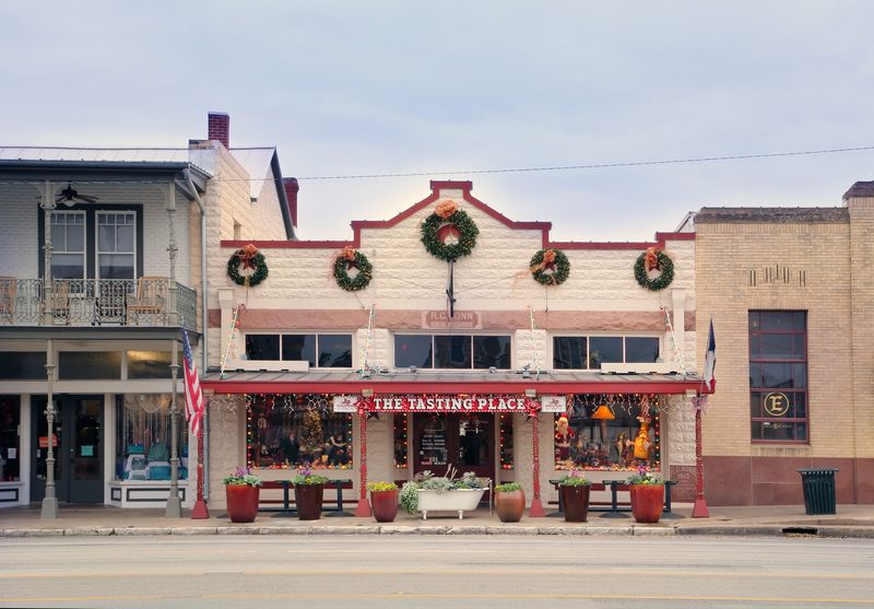 Rustlin' Rob's and Main Street Bakeries, Bandera Rustlin' Rob's and Main Street Bakeries, Bandera