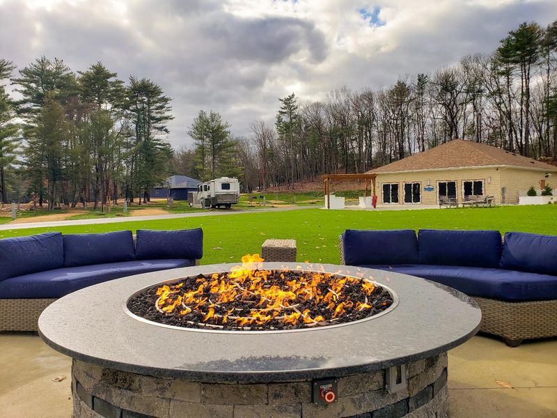 Saturday Night Dinners With Live Music Under the Stars Saturday Night Dinners With Live Music Under the Stars