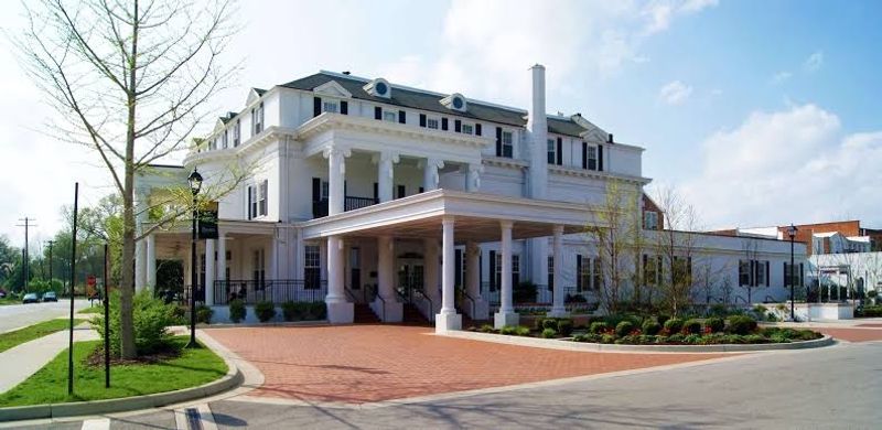 Saying I Do In A Historic Setting
