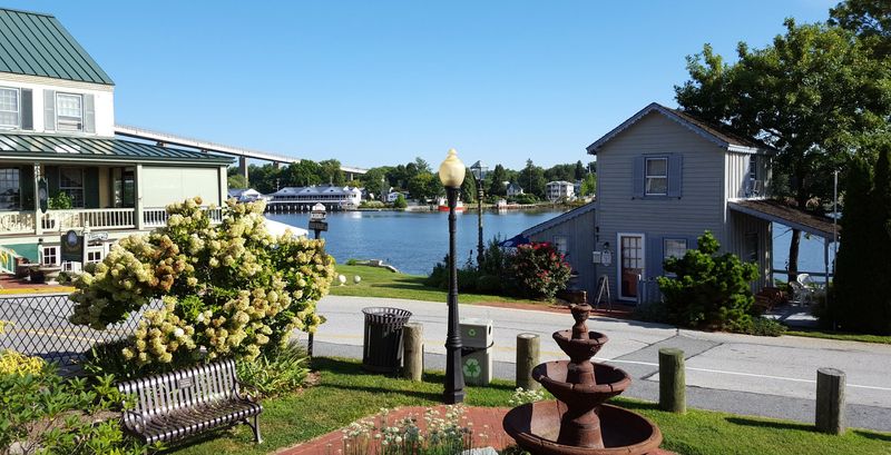 Scenic Marina Walkways