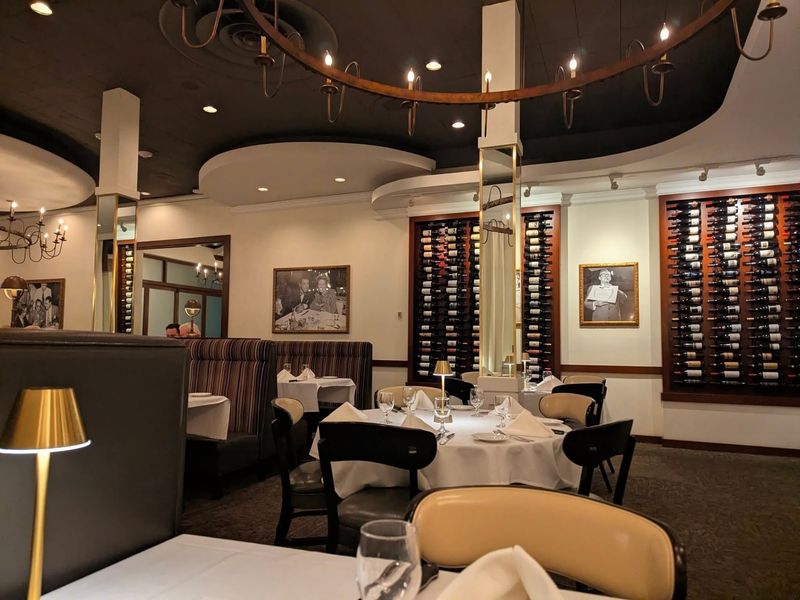 Service That Regulars Rave About