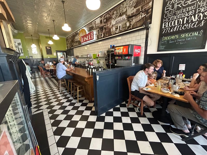 Service That Treats Strangers Like Regulars