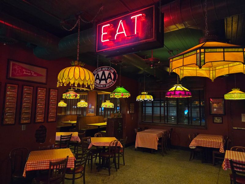 Serving Hungarian Comfort Since 1932