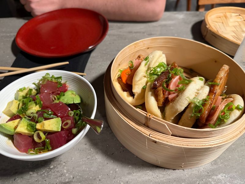 Shared Plates and the Family-Style Table