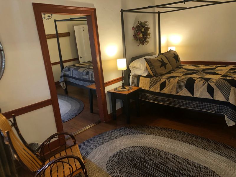 Simple Rooms With Old-World Character