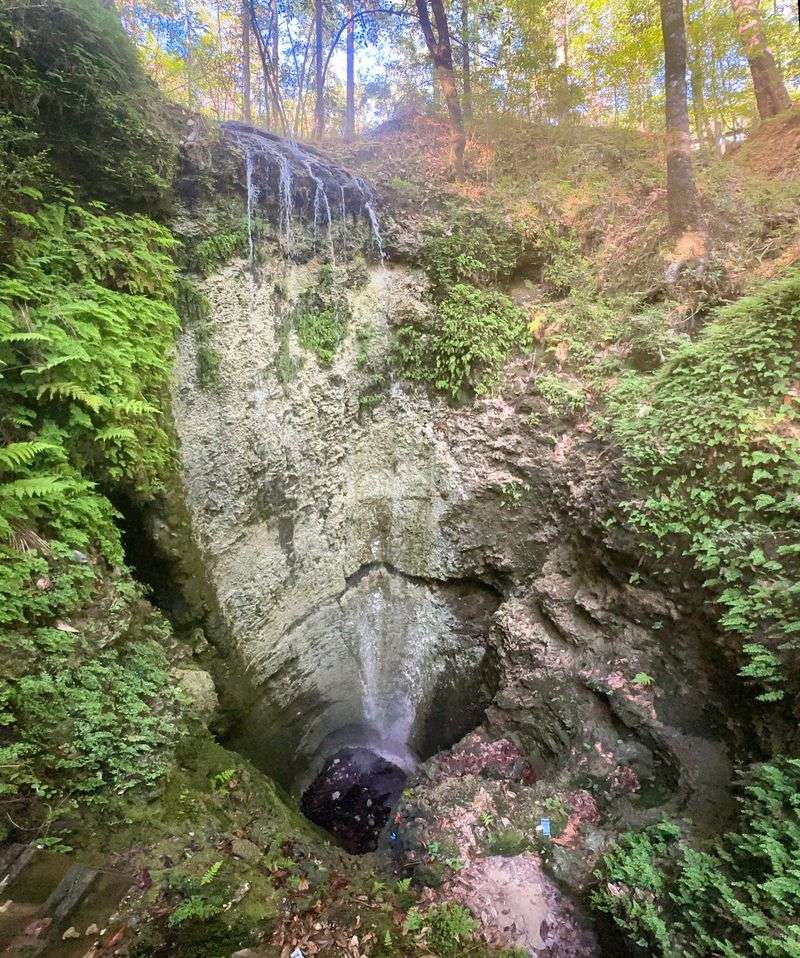 Sinkholes That Add a Twist of Geology Sinkholes That Add a Twist of Geology