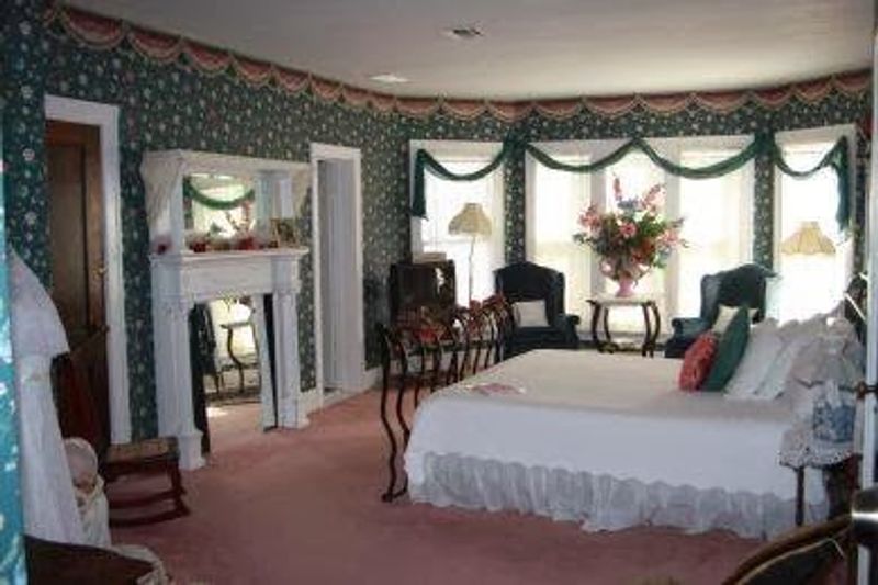 Six Rooms With Their Own Character