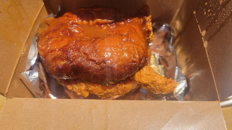 Slow Burn Hot Chicken, Franklin, Tennessee Slow Burn Hot Chicken, Franklin, Tennessee