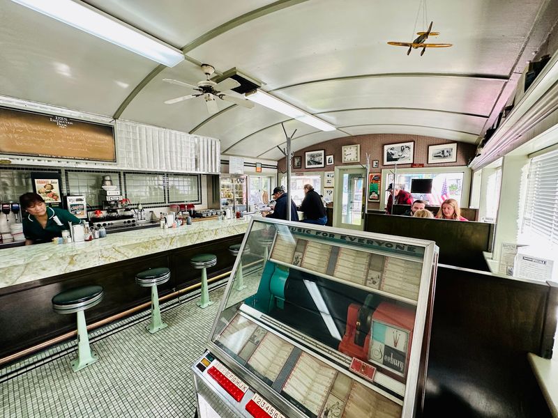 Small Booths and a Dozen Counter Stools