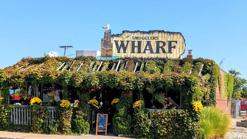 Smugglers Wharf, Erie