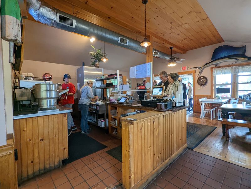 Snyder's Fish House, Springfield