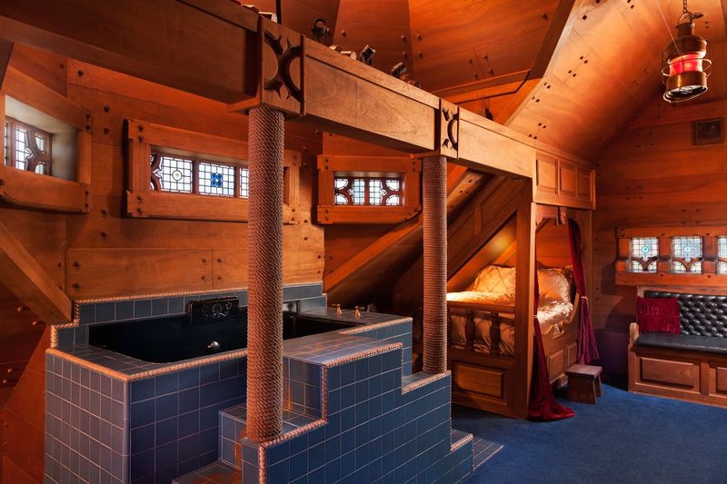 Soaking Tubs Worth the Trip Alone Soaking Tubs Worth the Trip Alone