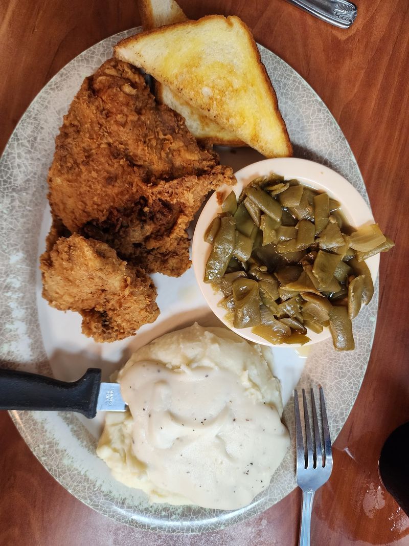Southern Hospitality At The Table Southern Hospitality At The Table
