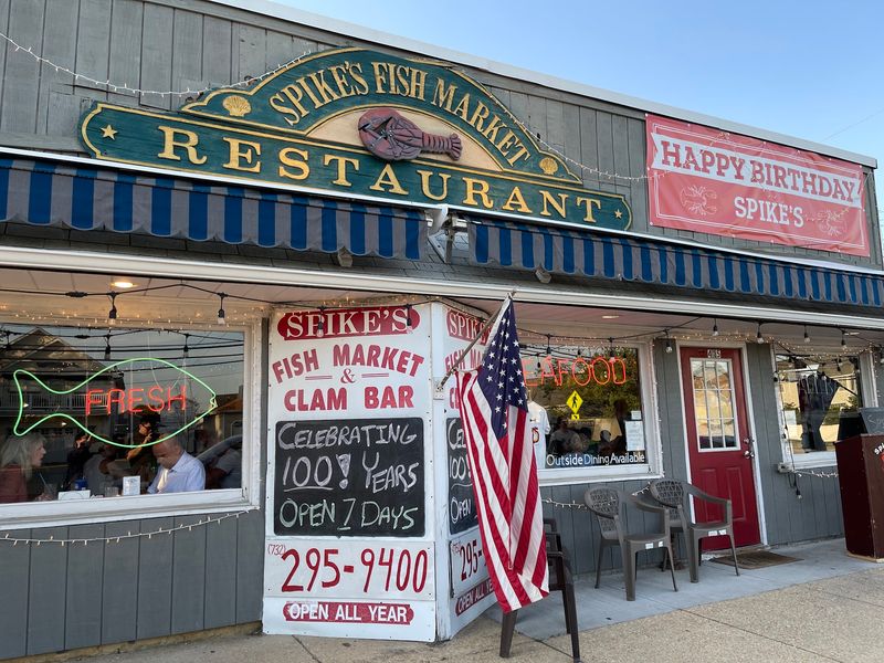 Spike's Fish Market Restaurant, Point Pleasant Beach