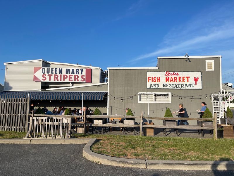 Spike's Fish Market and Restaurant, Point Pleasant Beach