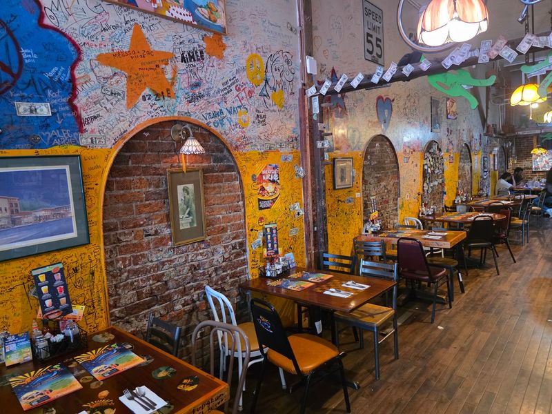 Squeeze In, Truckee-area and Reno Squeeze In, Truckee-area and Reno