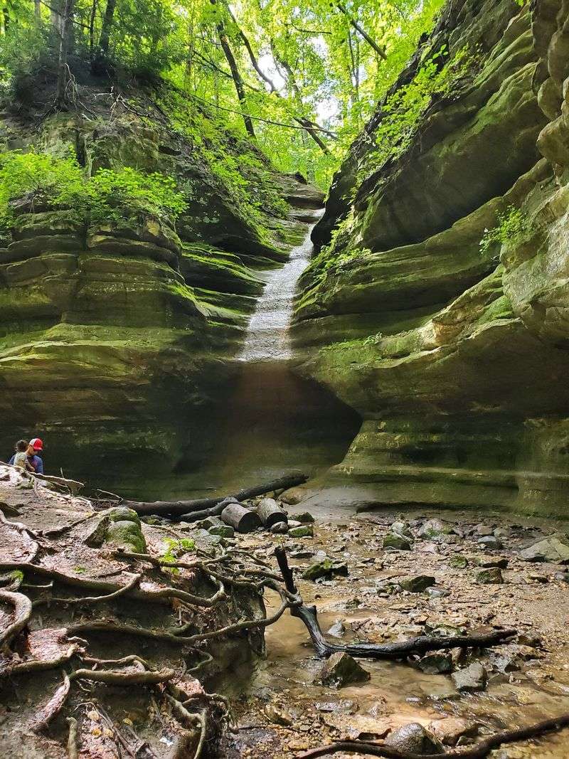 Stairs, Trail Difficulty, and Who It Suits